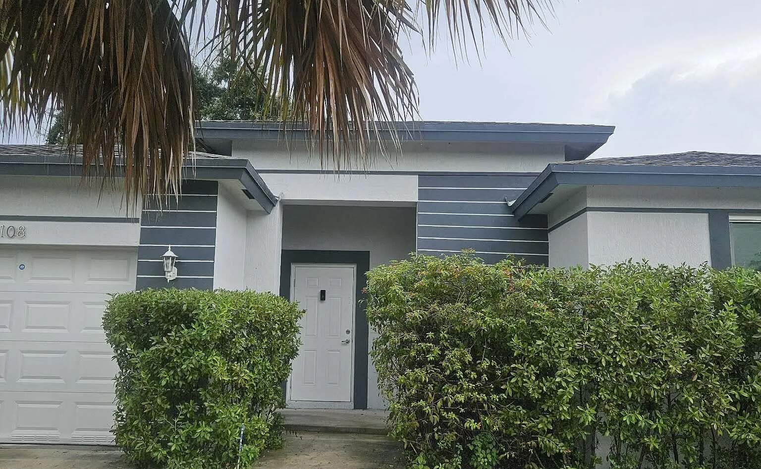 3 bed, 2.0 bath, 1537 sqft, $3,400 — Photo 2