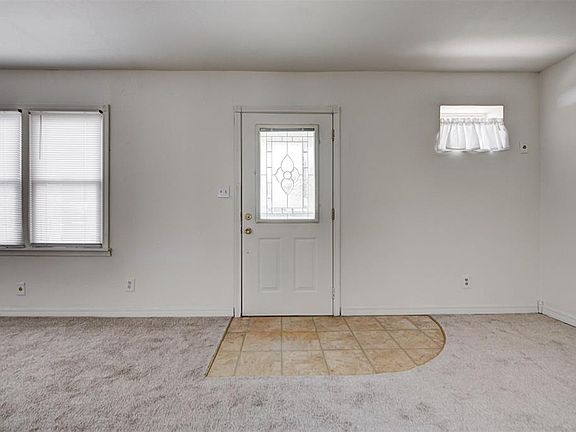 5th image of 4512 SE 21st St