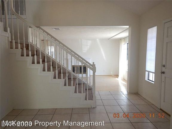 3rd image of 2817 Crystal Cove Dr