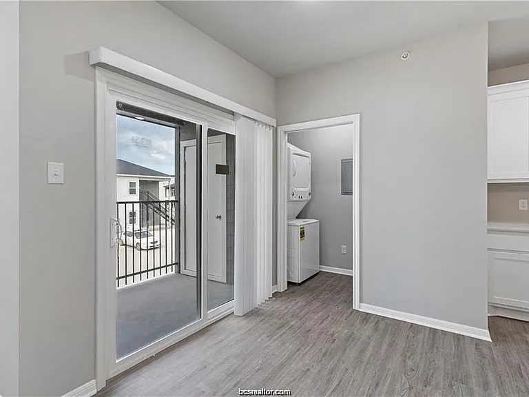 1326 Prairie Dr #1211 — Photo 5