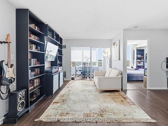 5th image of 135 Hillcrest Ave #1109