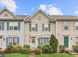 9422 Silver Meteor Ct, Manassas Park, VA 20111