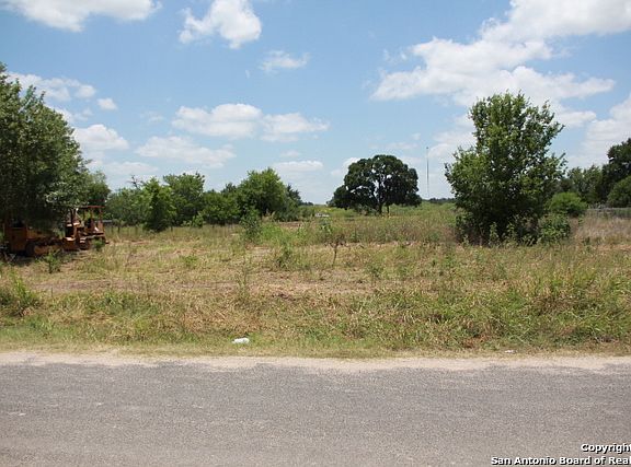 2nd image of 229 E Chihuahua St