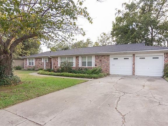 4th image of 4713 Deville Dr