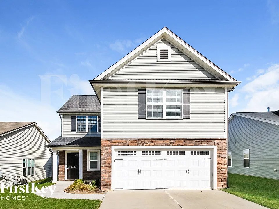 5699 Misty Hill Cir