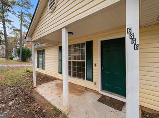 6866 Fielder Ct, Rex, GA 30273