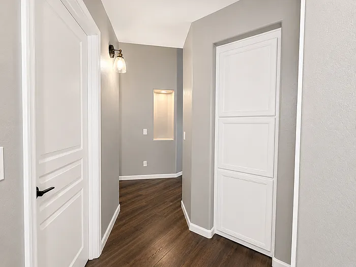 1739 N Seton — Photo 32