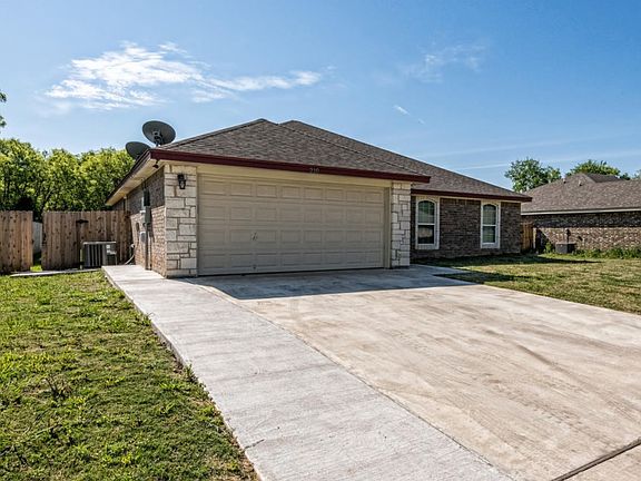 2nd image of 210 Woodland Blvd