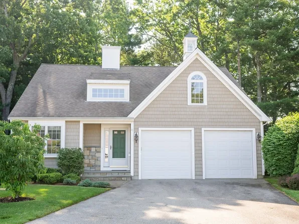 31 Mulligan Dr Unit 31, South Weymouth, MA 02190