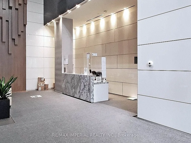 15 Grenville St #2803 — Photo 3