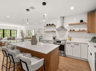 20 Audubon Way #101, Canton, MA 02021