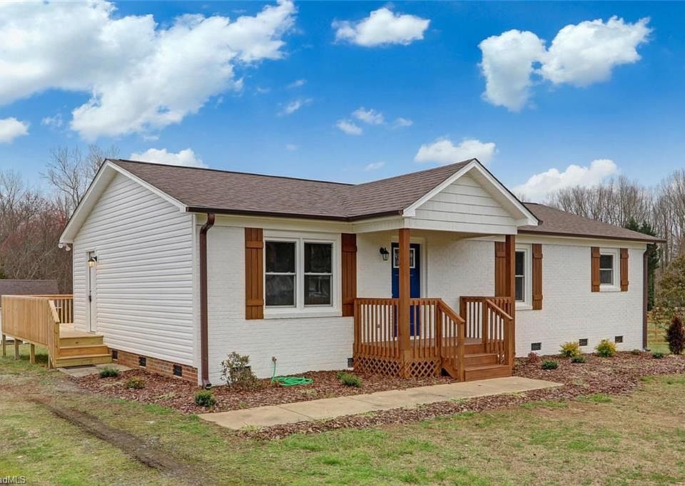 1st image of 205 Dovefield Dr