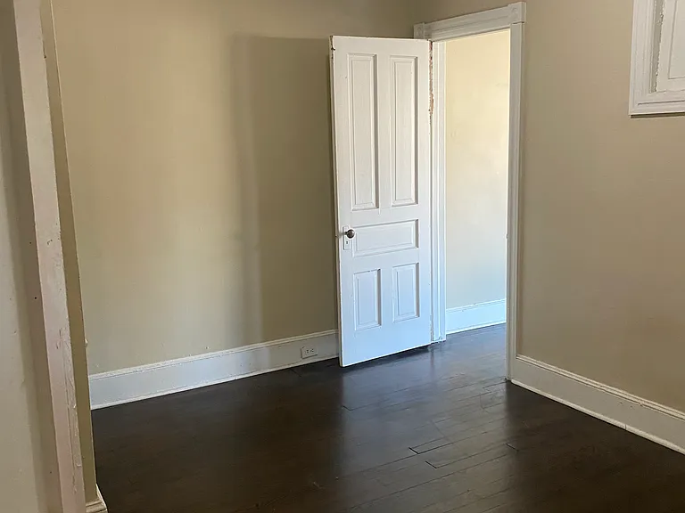402 W 1st Ave #402B — Photo 8