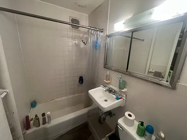 242 E 26th St #2 — Photo 5