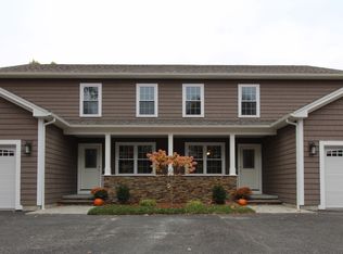 318 River Rd, Lincoln, RI 02865