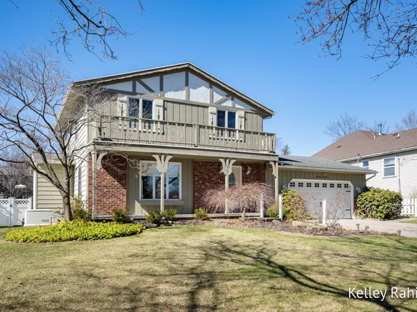 1761 Edgewood Ave SE, Grand Rapids, MI 49506