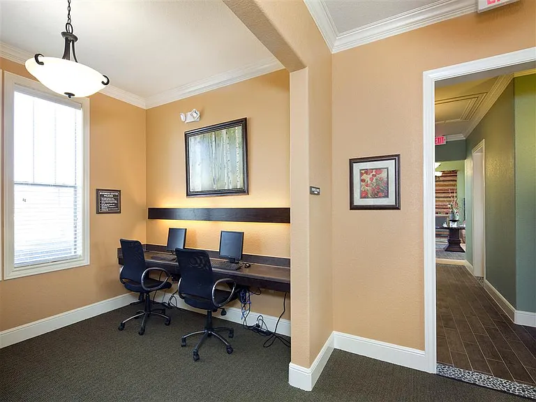 Tierra Pointe — Photo 10