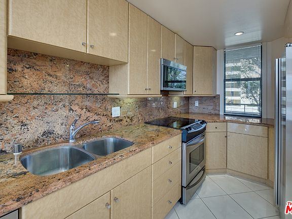 5th image of 4314 Marina City Dr Unit 218