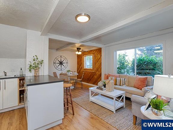 5th image of 733-735 Piedmont Ave NW