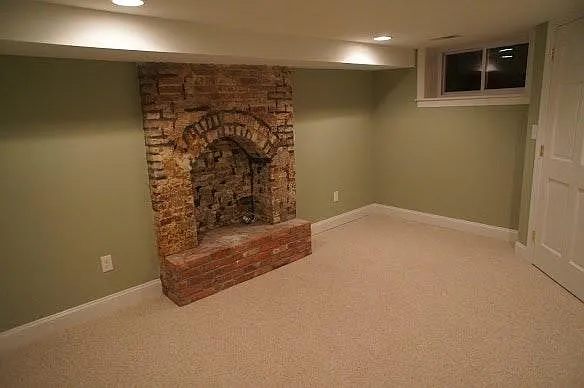 Bedroom with fireplace