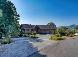 1722 Victoria Woods Cir, Hiawassee, GA 30546