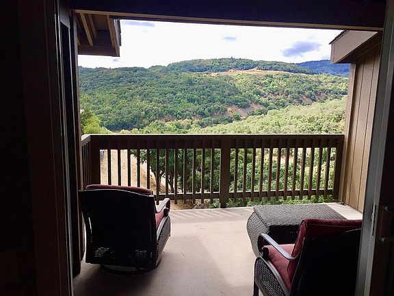 3rd image of 3374 La Mesa Dr