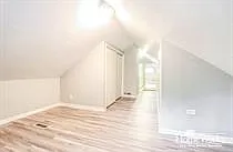 225 E Woodside St — Photo 12