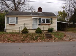 108 Thornton Rd, Oak Ridge, TN 37830