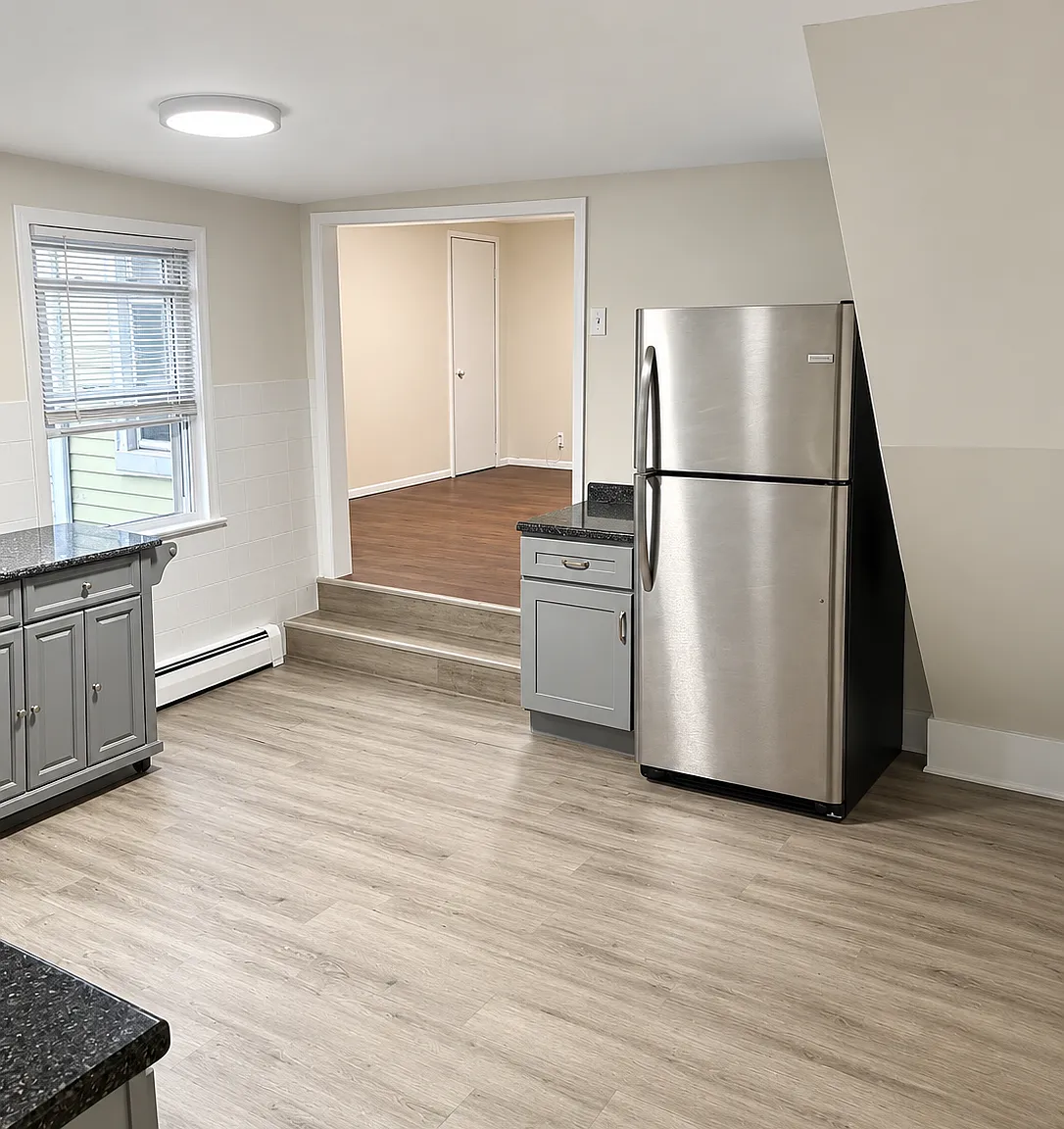3 bed, 1200 sqft, $2,300 — Photo 1