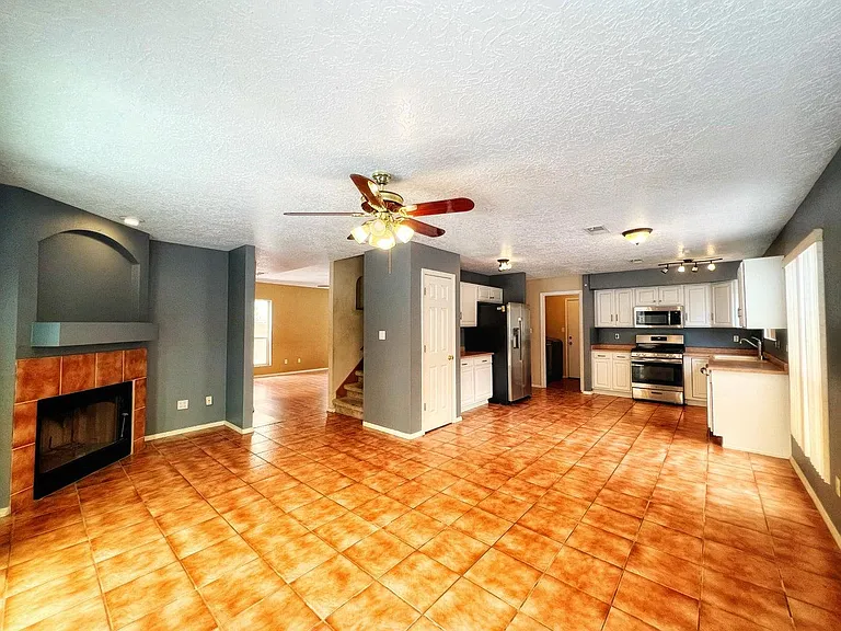 6612 Piedra Quemada Rd NW — Photo 16