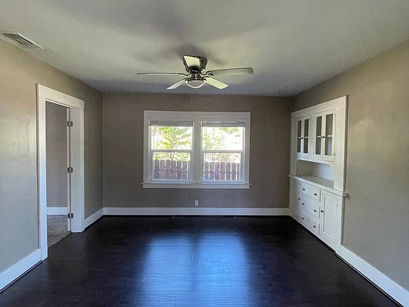 2nd image of 2834 Santa Cruz Way
