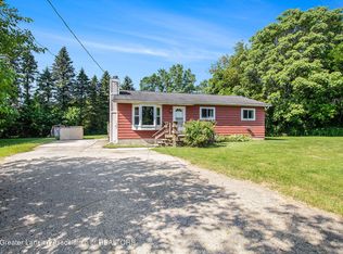 309 Valley Ct, Perry, MI 48872