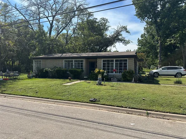 1225 Coit St, Denton, TX 76201