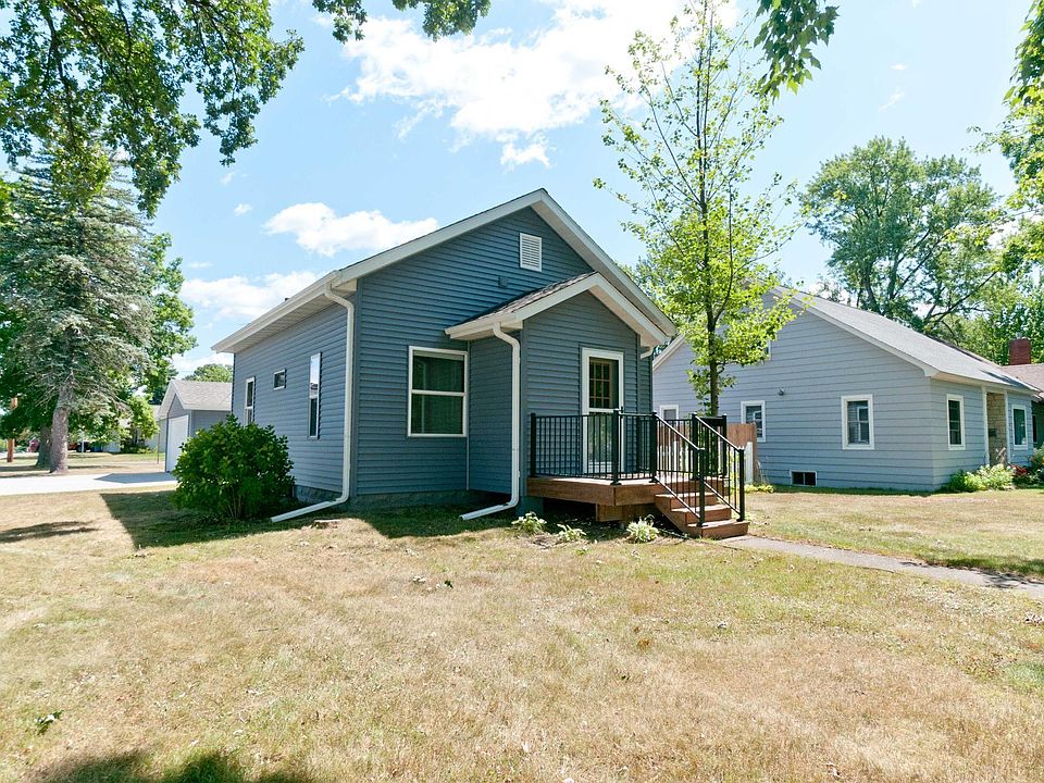 1st image of 939 Craite Ave