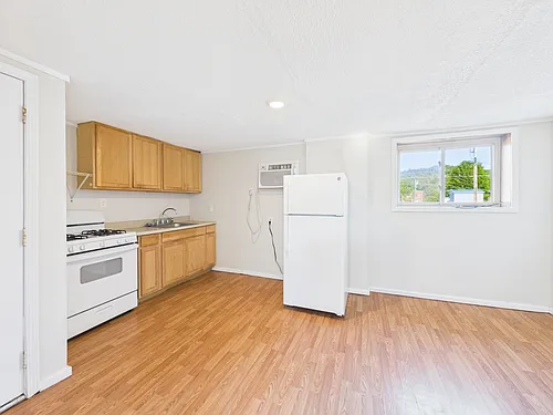 172 North St #8 Photo 1