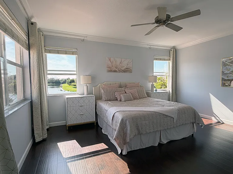 143 Isle Verde Way — Photo 41