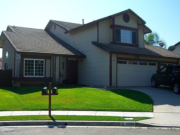 4th image of 1961 Nutwood Cir