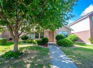 8824 Wayne St, Aubrey, TX 76227