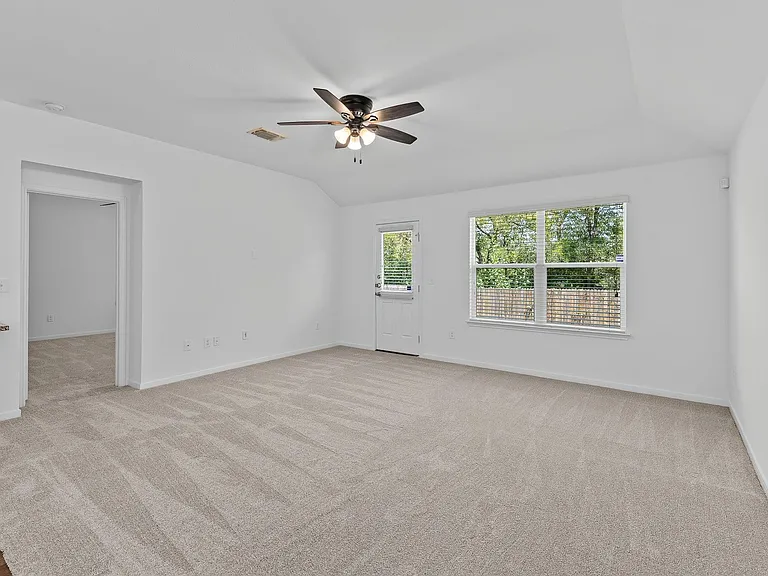 19304 Great Falls Dr — Photo 27