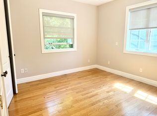 (Undisclosed Address), Great Neck, NY 11023