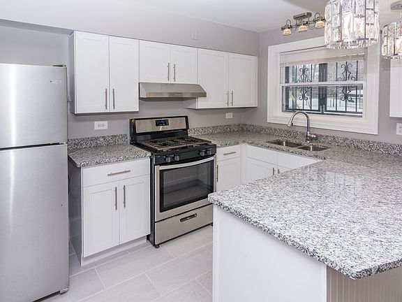3rd image of 7760 S Coles Ave #2C