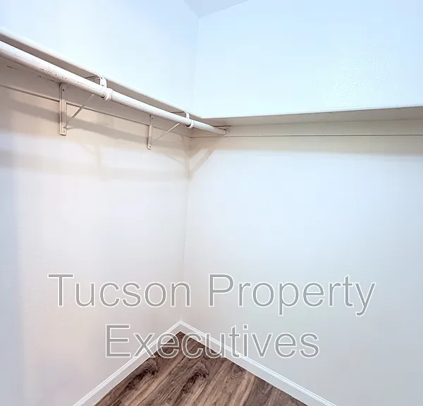 3810 E Monte Vista Dr #202 — Photo 9