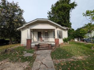 2105 Cable Ave, Beaumont, TX 77703