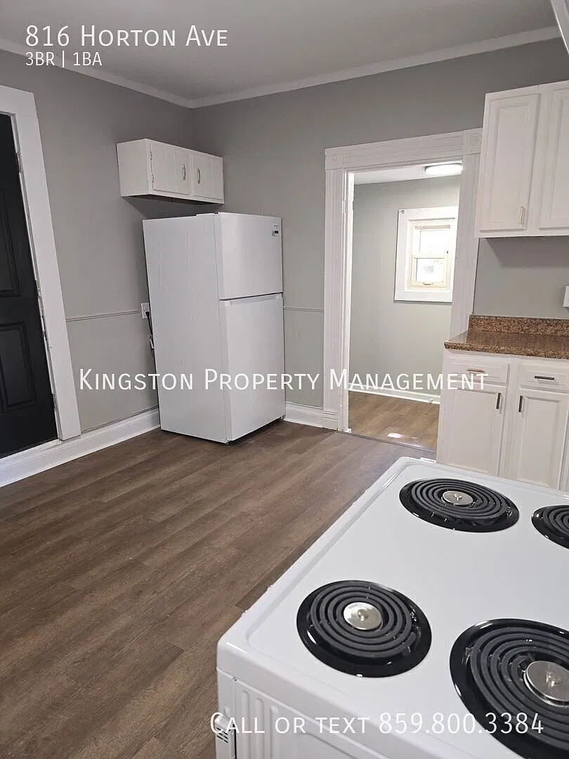 Remodeled 3-Bedroom Home in Paris, Kentucky — Photo 3