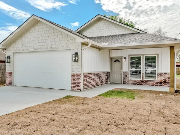 6250 Capitol, Groves, TX 77619