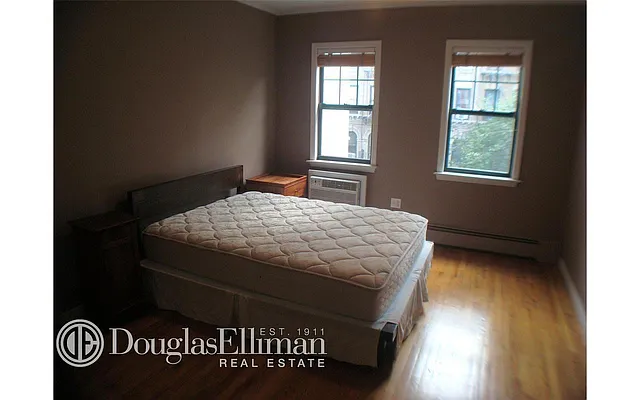 Rented by Douglas Elliman | media 14