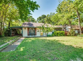 214 W 8th St, Irving, TX 75060