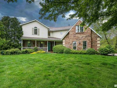 5256 Heatherstone Ct, Bettendorf, IA, 52722