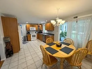 8 Healey Brook Dr — Photo 6