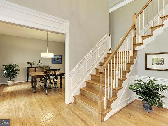 3rd image of 6520 Cashel Ct